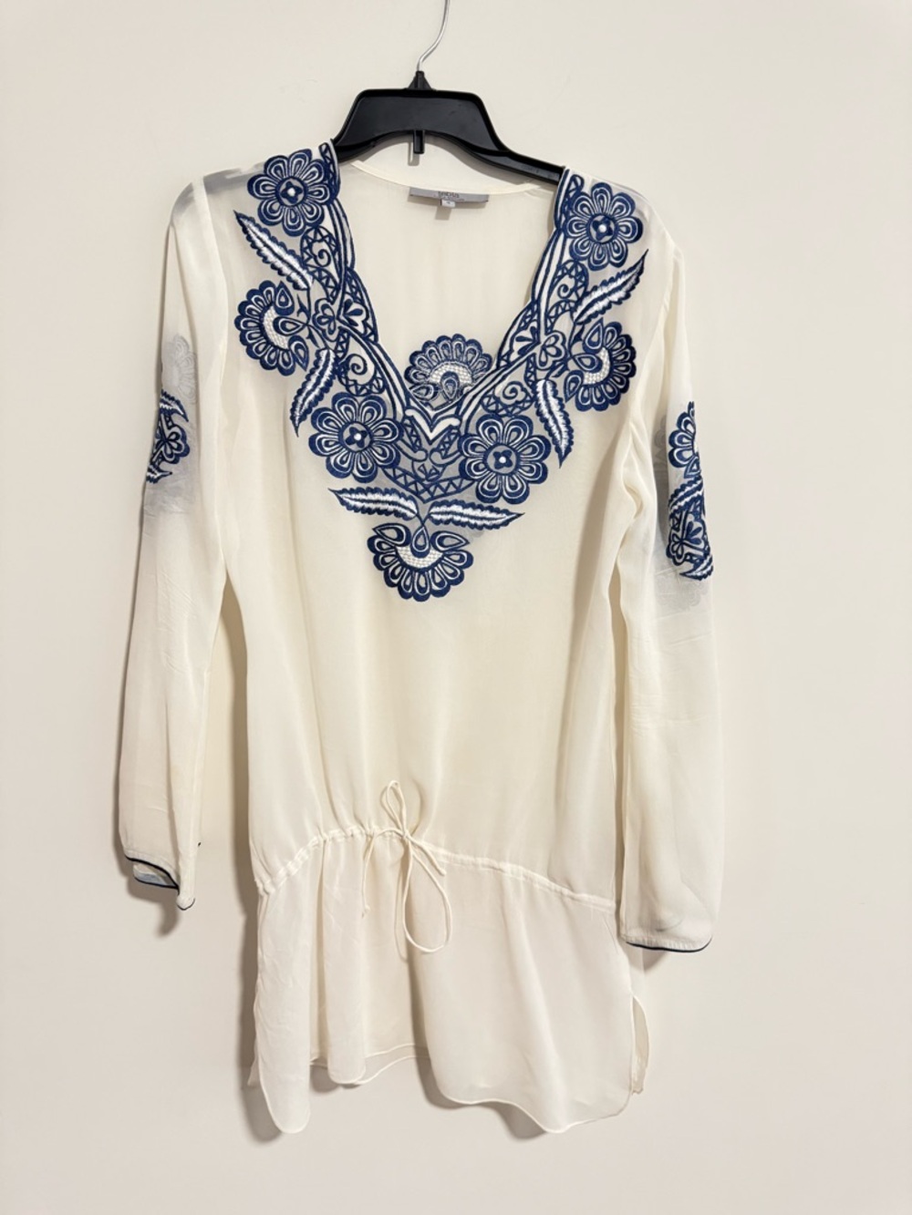 Tabla Tania Mohamed Coverup Tunic, Size Small, Very Good Condition.